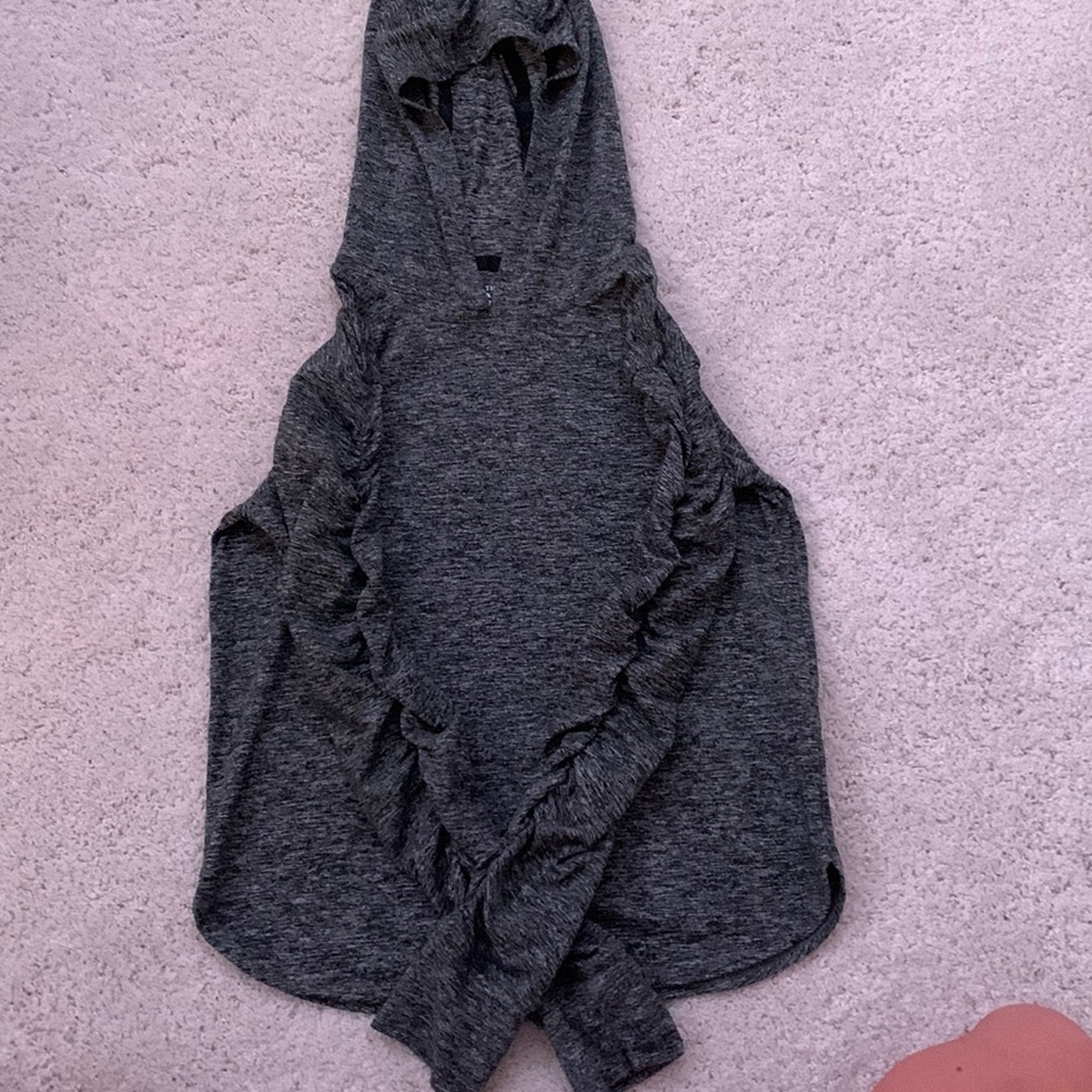 Athleta Girl heathered grey hoodie size Small/7